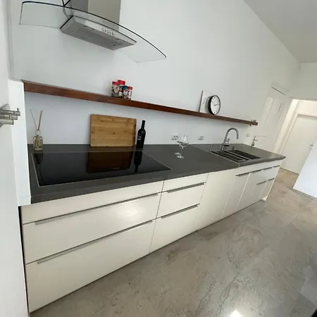 Altbauwohnung Im Herzen Berlins 아파트
